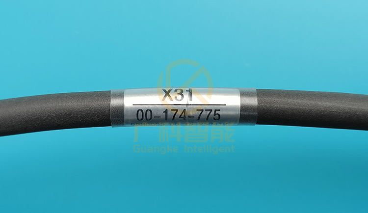 庫(kù)卡15米C4伺服電機(jī)編碼器線纜00-174-775 X21 X31